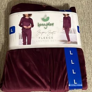 Fleece  lounge set NWT